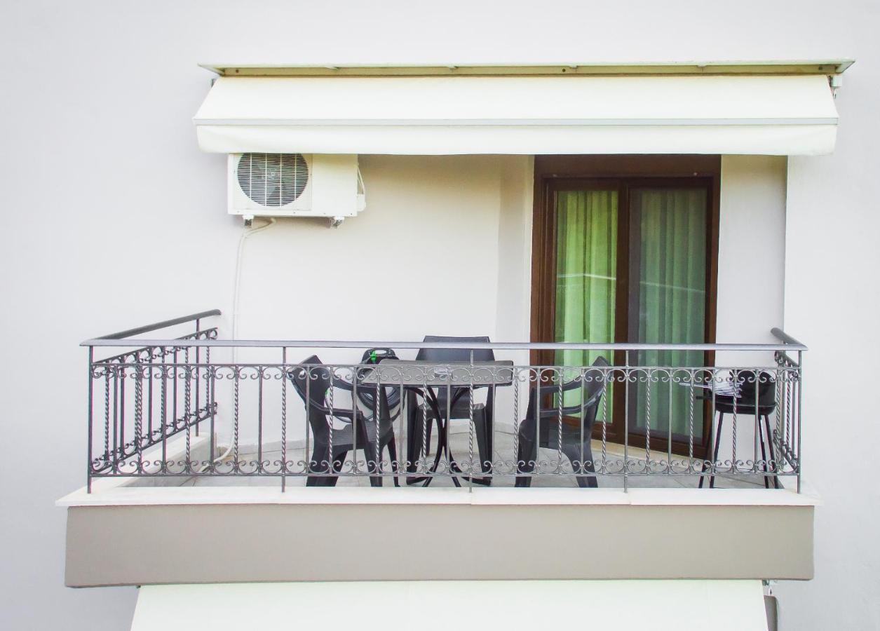 Marina'S Elegance Kriopigi Exterior foto